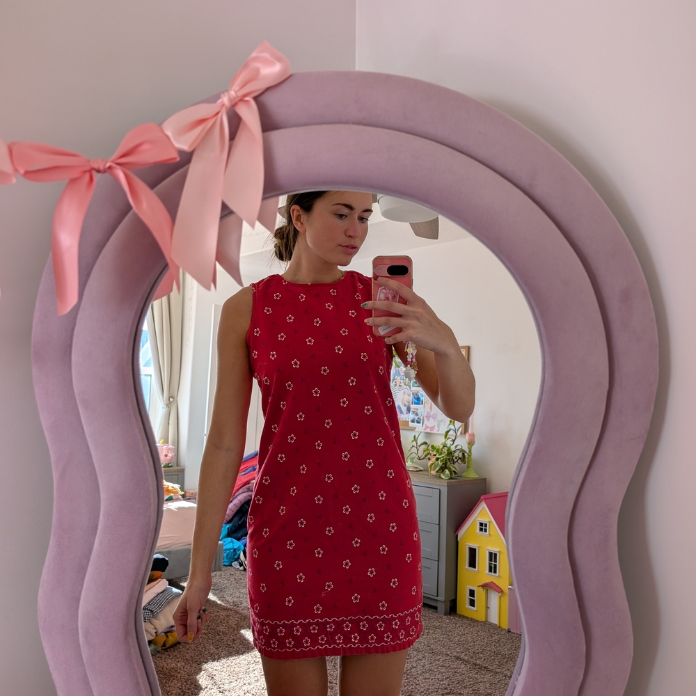 100% Cotton Red Sleeveless Dress with White Floral Pattern Size Medium